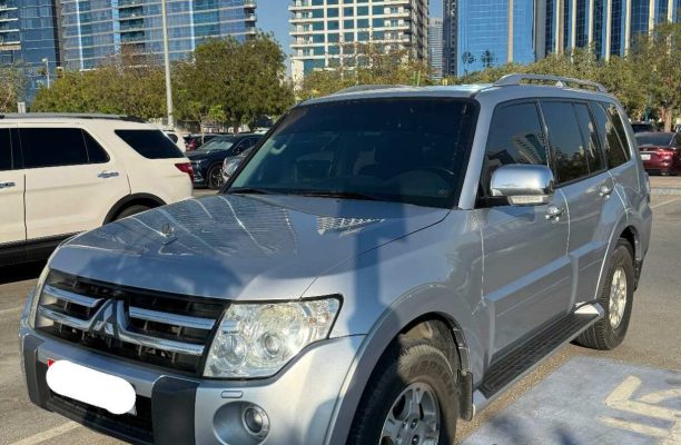 ميتسوبيشي باجيرو 2008
