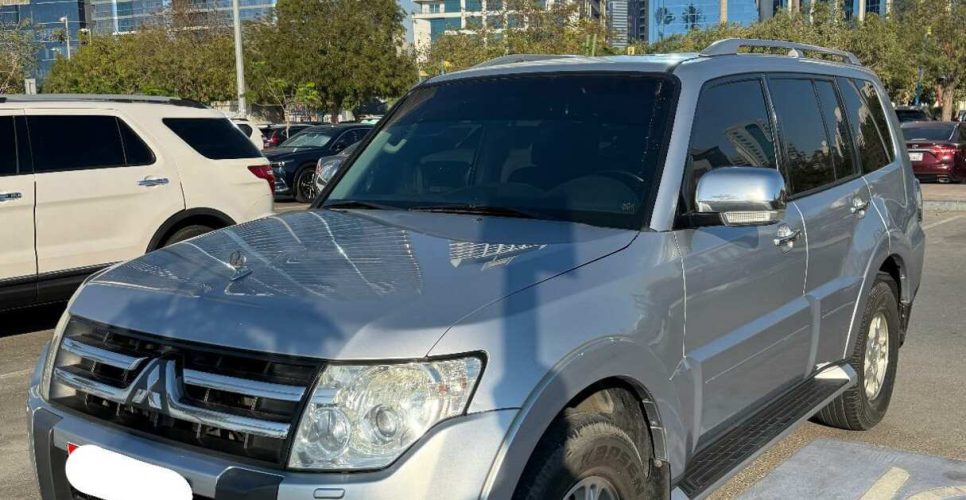 ميتسوبيشي باجيرو 2008