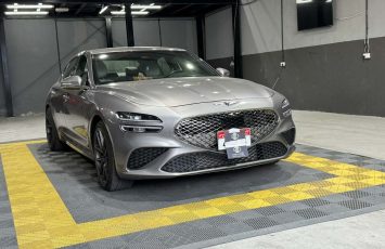 2023 Genesis G70