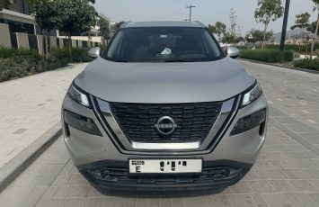 2023 Nissan Rogue gray