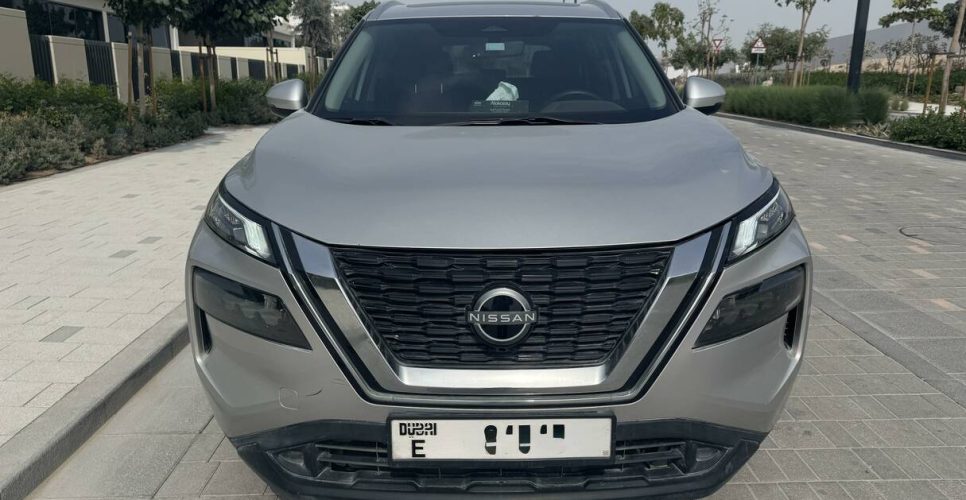 2023 Nissan Rogue gray