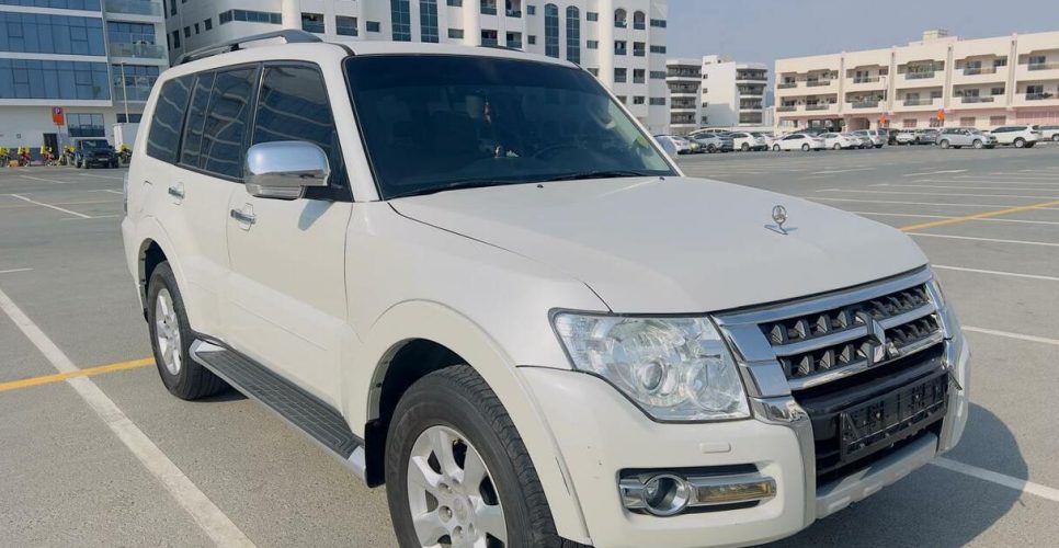 2016-2 Mitsubishi Pajero