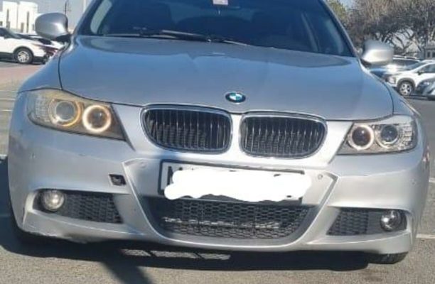 بي إم دبليو 323 2012
