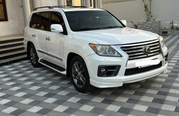 2015 Lexus LX570