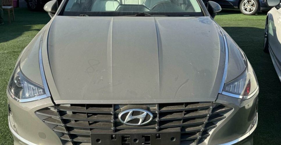 2020 Hyundai Sonata silver