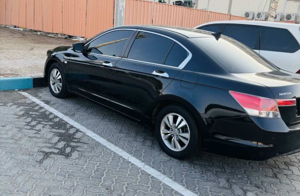 2009 Honda Accord black