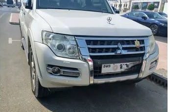 2015 ميتسوبيشي باجيرو